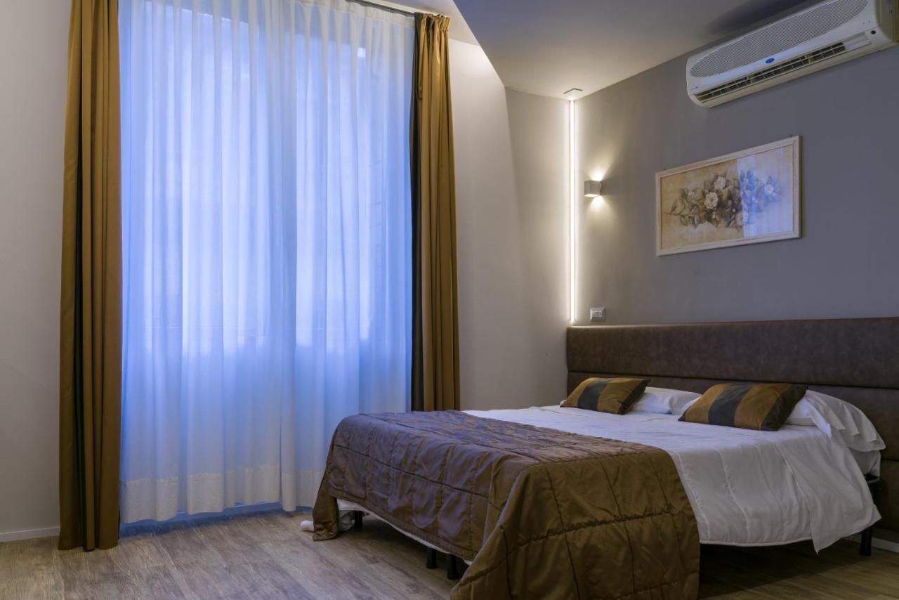 Appartamenti Astoria โบโลญญา ภายนอก รูปภาพ