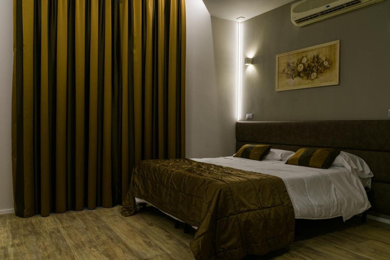 Appartamenti Astoria โบโลญญา ภายนอก รูปภาพ