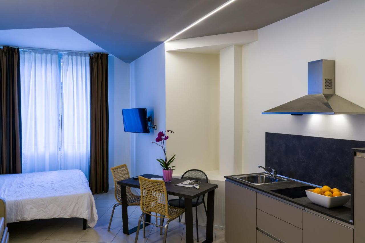 Appartamenti Astoria โบโลญญา ภายนอก รูปภาพ