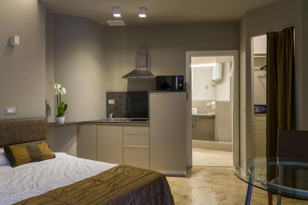 Appartamenti Astoria โบโลญญา ภายนอก รูปภาพ