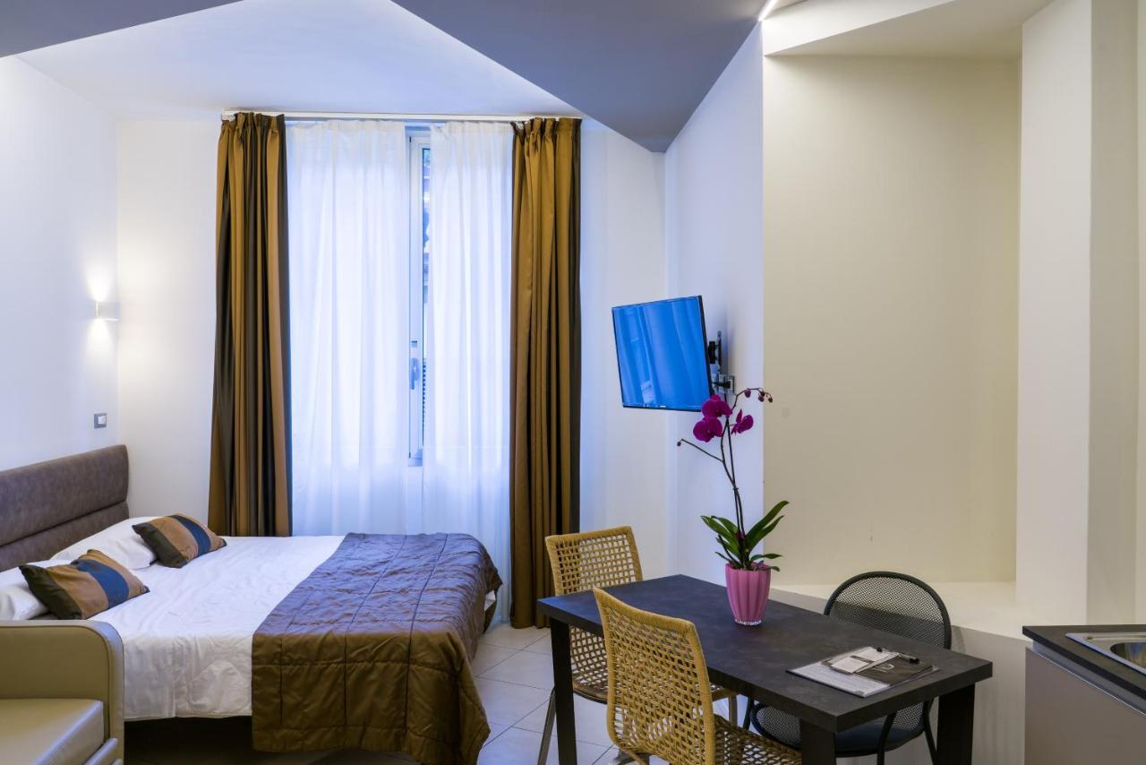 Appartamenti Astoria โบโลญญา ภายนอก รูปภาพ
